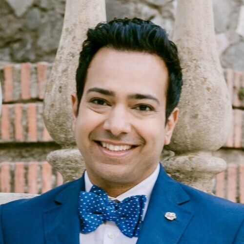 Headshot of Deepak Manhas